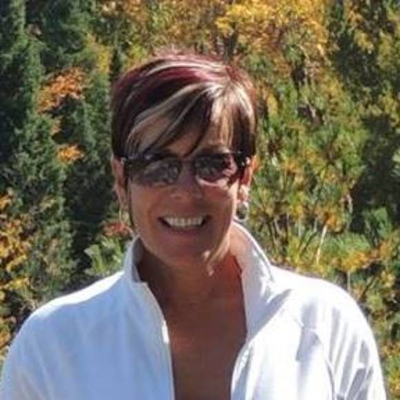 Meet your Posher, Lisa - Picture 1 of 1